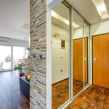 דירה Ad Maiora With Shared Pool ראבץ