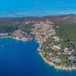 Apartman Ad Maiora With Shared Pool Rabac