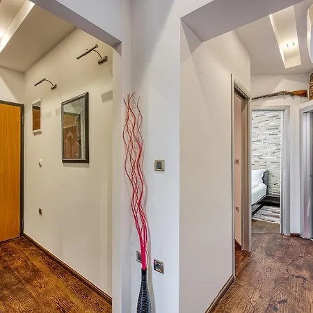 Ad Maiora With Shared Pool Appartamento Rabac